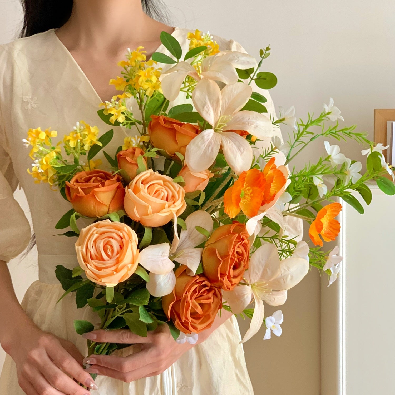 Orange Rose Bouquet with Ceramic Vase